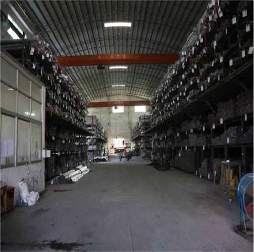 不銹鋼方管廠家?guī)齑鎴D片